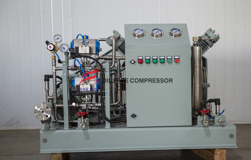 Compresor de refuerzo industrial de CO2 húmedo de dos etapas para extracción supercrítica